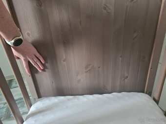 Prebalovaci pult s postielkou a matracom Sundvik Ikea - 5