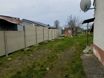Nová cena - Predaj 4 izbový rodinný dom s pozemkom 2906 m2 v - 5