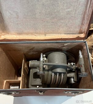 Starožitná premietačka Meopta ATAS KD5A 1950 - top stav - 5