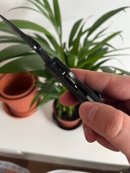 Čierny zatvárací nôž Para Military 2 G10 - 5