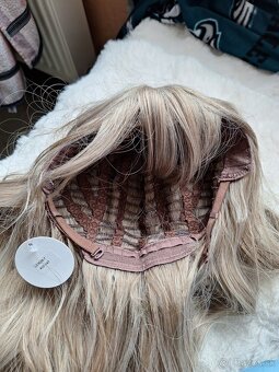 Vlnista popolava blond parochna - 5