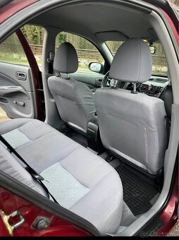 Nissan Almera 1,5 B - 5