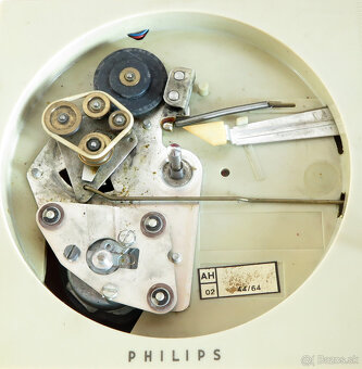 Retro malý prenosný gramofón PHILIPS - 5