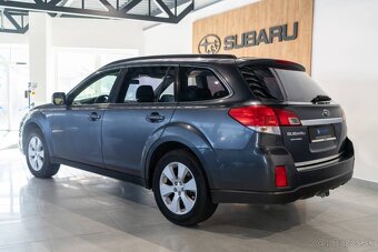 Subaru Outback 2.5 CVT VA - 5