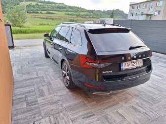 Škoda Superb Combi Sportline DSG 2.0 TDI 140kW 190k - 5