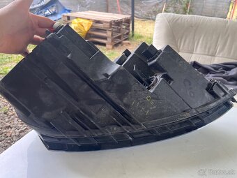 Vw jetta predný ľavý svetlomet Hella - 5