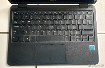 Dell Latitude 3190 2-in-1 dotykový displej - 5