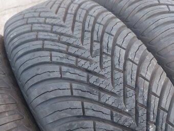 205/55R16 VREDESTEIN zimné pneu -5x112R16 disky MERCEDES - 5
