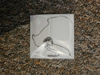 Darčekový Set: Večná Ruža a Náhrdelník - Krabička Srdce - 5