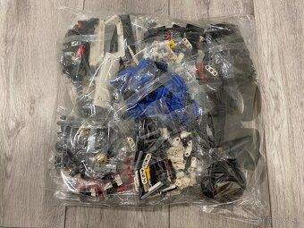 NOVÉ Porsche 911 RSR 1580ks kostek - 5