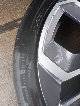 225/40 R19 letne pneu 4ks - 5