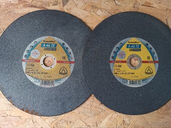 REZNÉ A BRÚSNE KOTÚČE NA KOV - 5