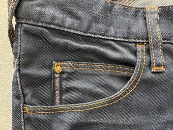 Nové,elegantné,pánske džínsy ARMANI - veľkosť 32/34 - 5