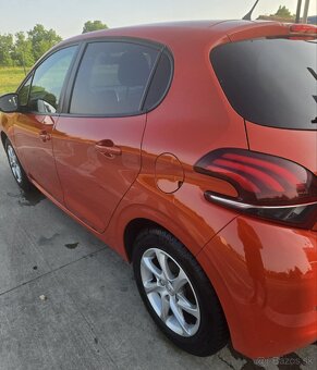 Predám Peugeot 208 1.2l 44.000km - 5