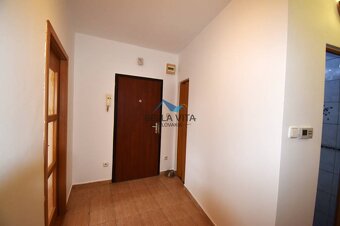 EXKLUZÍVNE - Moderný 3-izbový byt po rekonštrukcii na predaj - 5