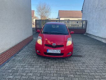 TOYOTA YARIS 1,3 benzín - 5