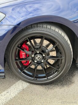 Volkswagen Golf GTI Performance 7.5 - 5