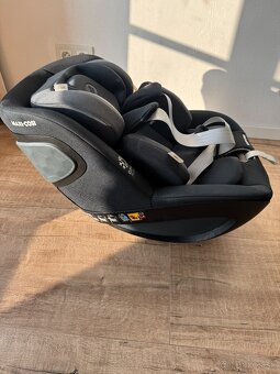 Autosedačka a základňa Maxi Cosi - 5