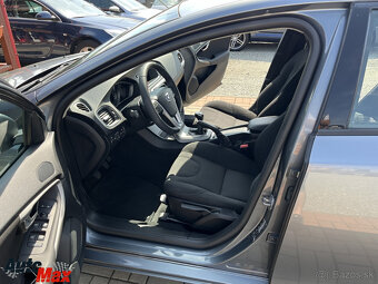 Volvo V40 D2 2.0L 120k Kinetic - 5