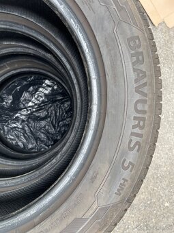 Letne Barum Bravuris 5HM 215/65R17 99V - 5