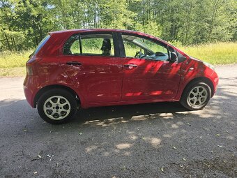 Toyota Yaris - 5