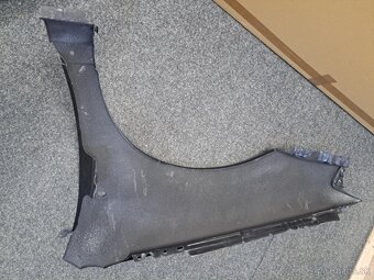 AUDI A3 8L 1996-2000 PREDNÉ BLATNÍKY, SADA, NOVÉ, FARBA 4Z4Z - 5