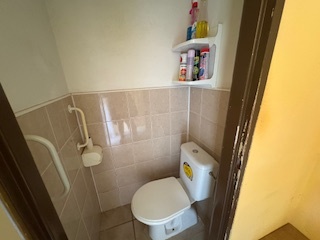 Útulný rodinný dom vo vyhľadávanej lokalite Levíc - 5