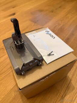 Batéria Dyson V8 – nová - 5