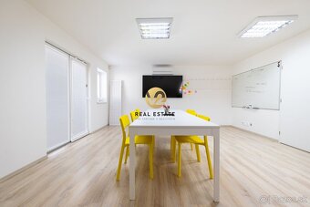Prenájom – Kancelárske priestory (120m2) s parkovaním – Nitr - 5