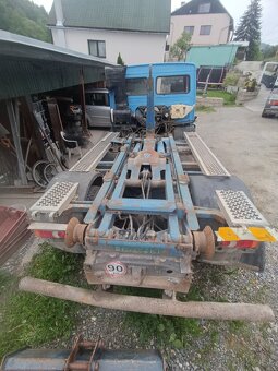 Predám Volvo hákovy nosič fl612 - 5