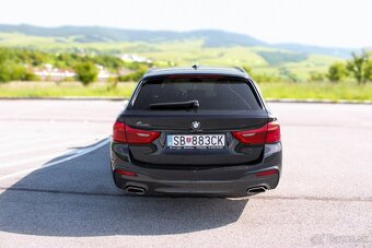 BMW Rad 5 Touring 520d A/T, HUD, 360 kamera, Nebúrané - 5