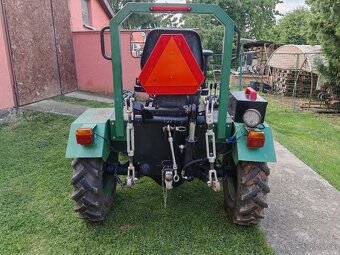 Predám malotraktor domacej vyroby 4x4 - 5