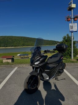 aprilia sr gt 125 - 5