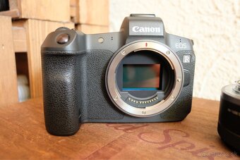 ✅ Canon EOS R - 5