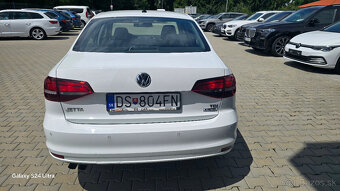 Volkswagen Jetta 2.0 TDI Business Highline DSG - 5