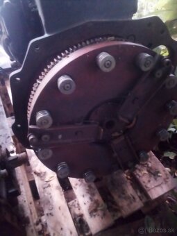 motor zetor 5201 trojvalec - 5