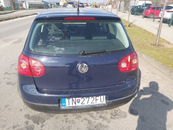Volkswagen Golf 1.6 FSI Comfortline - 5