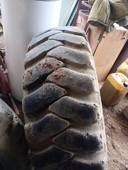 Pneumatiky 15,5-25 - 5