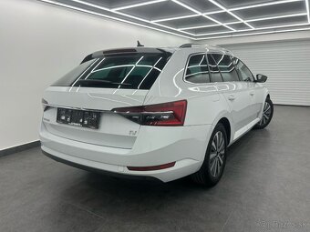 Superb Combi 1,4 TSI PHEV Style Matrix Hybrid 160kW Odpočet - 5