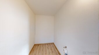 Prenajmem 2,5 izbový byt, nezariadený - 5