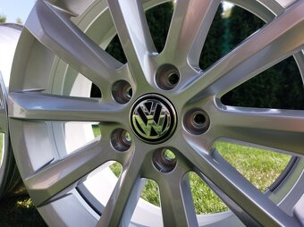 R17 Origo - VW Passat B8 - 5