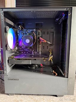 Počítač A8‑9600/8GB RAM/RX 570/120 SSD+500 HDD - 5