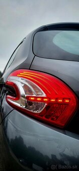 Peugeot 208 1.4 VTi -78000km- - 5