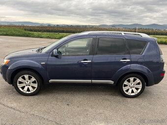 Mitsubishi Outlander 2.2 DI-D 4x4 instyle 7miest navi xenon - 5