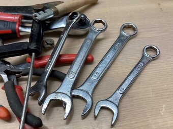 Predám náradie ktoré je na foto - 5