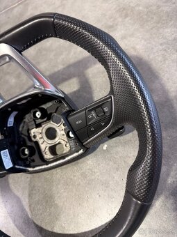 AUDI S-line volant - 5