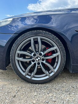 Predám BMW E60 530d - 5