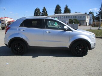 SSANGYONG KORANDO D20T Executive AWD bez koroze 11 - 5