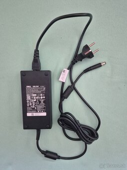 Predám dokovaciu stanicu zn. Dell WD19S - 5