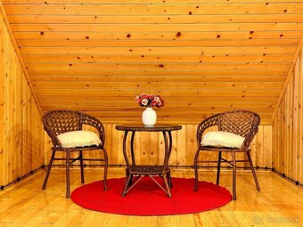 MAĎARSKO - JAZERO RAKACA - 4 IZBOVÁ ZARIADENÁ ZRUBOVÁ POSCHO - 5